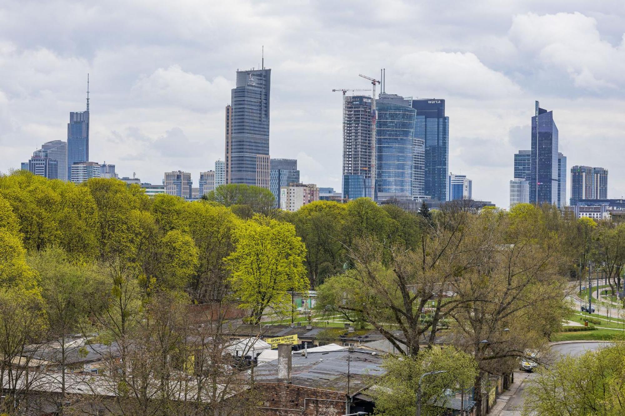 Leilighet With Balcony & Parking In By Renters Warszawa